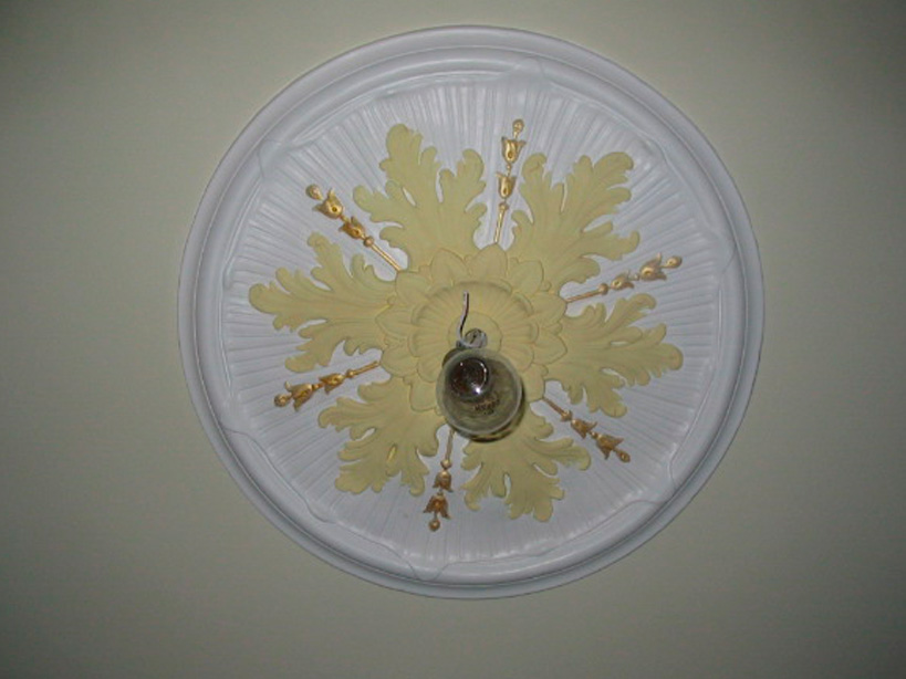 Colocación de molduras pared y techo en Logroño-La Rioja-Decoraciones Vitto